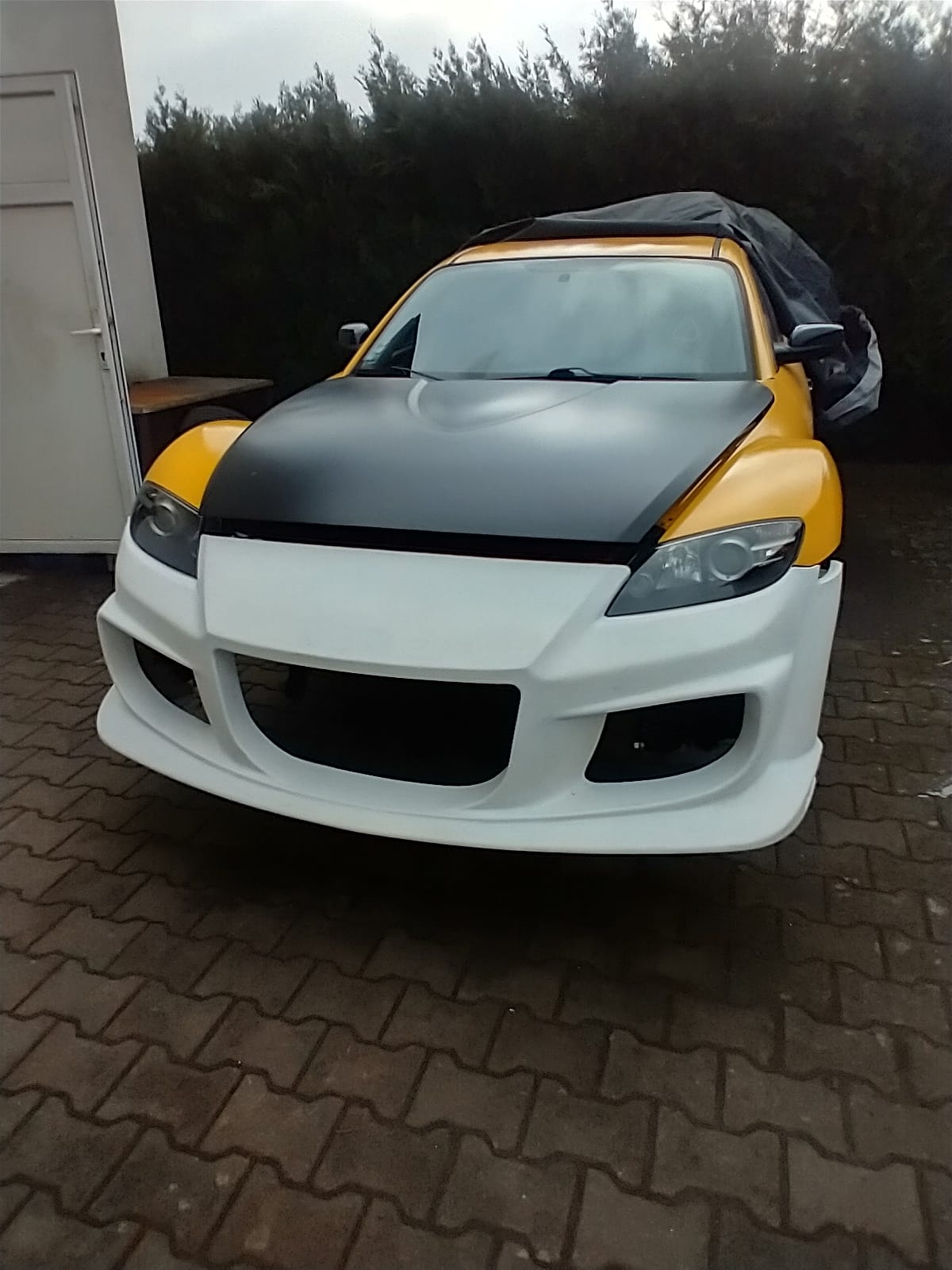 Přední nárazník Mazda RX-8 – 7000kč